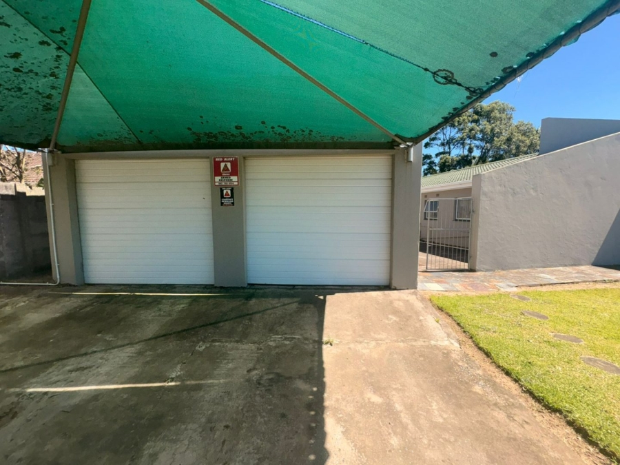 5 Bedroom Property for Sale in Dorchester Heights Eastern Cape